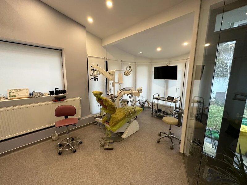 Dr. Vartolomei, cabinet stomatologic, urgente stomatologice